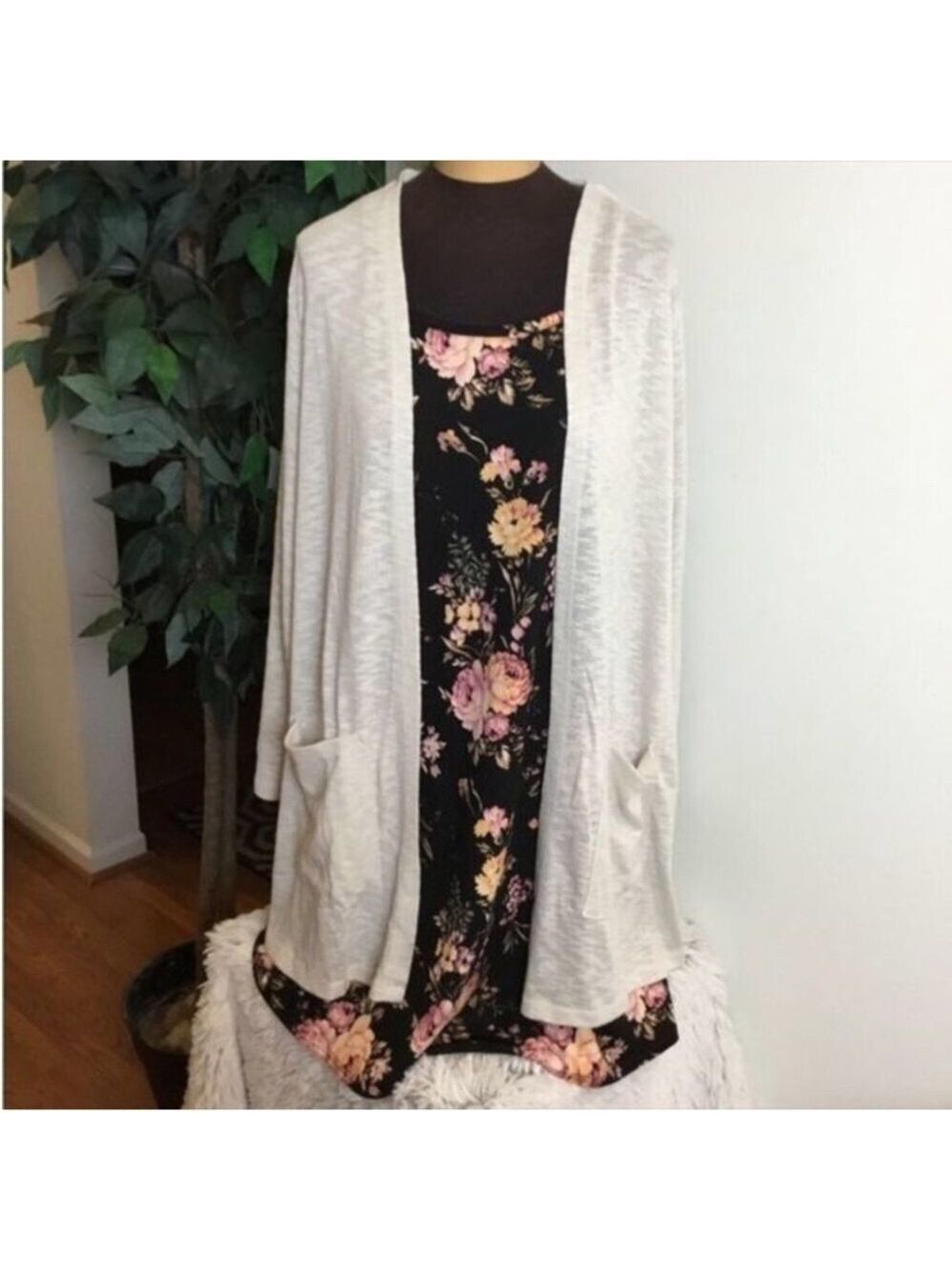Wallflower dress and cardigan combo Woman’s plus size 3X floral dress